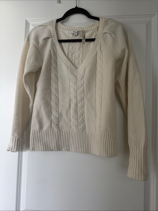 Madewell Sweaters - NWT Madewell 100% Wool Cream Cable-Knit V-Neck Sweater Natural Fibers